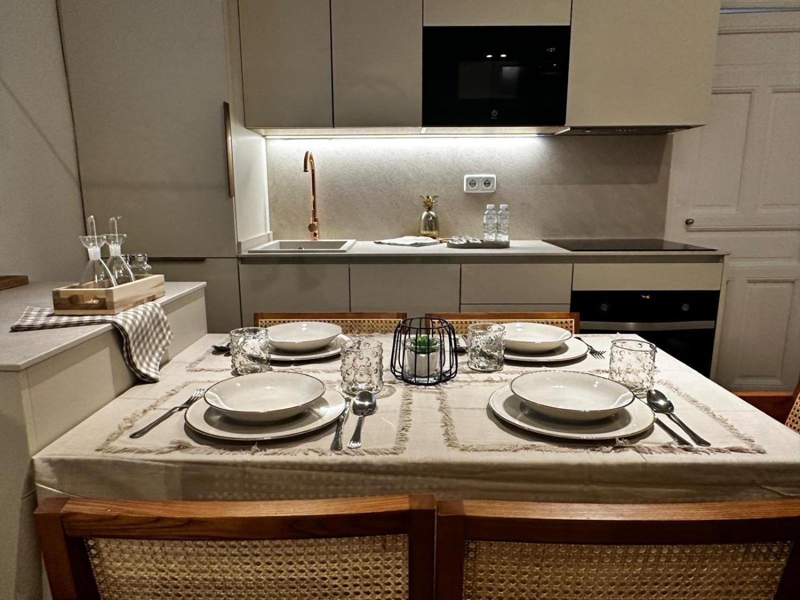 Piso 2 Habitaciones En El Centro 马德里 外观 照片