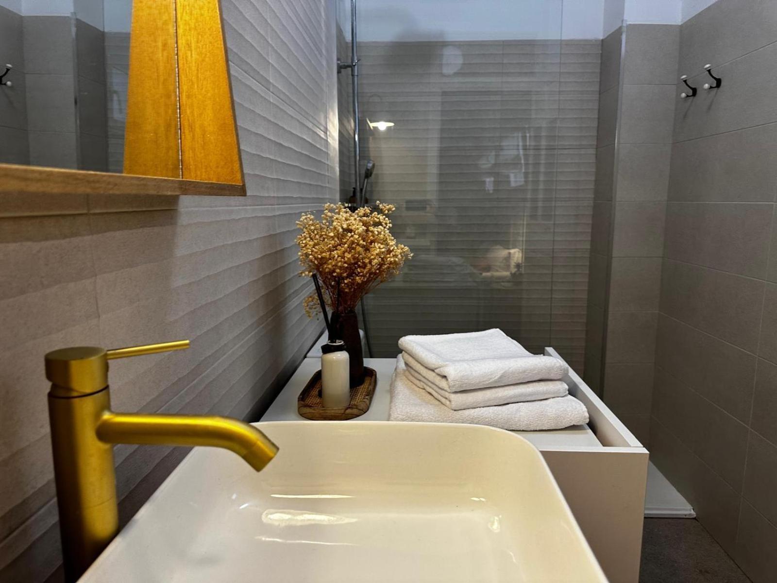 Piso 2 Habitaciones En El Centro 马德里 外观 照片