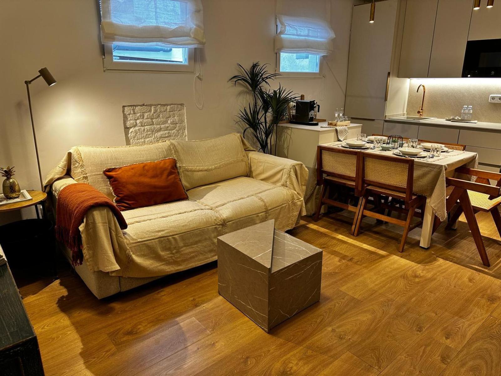 Piso 2 Habitaciones En El Centro 马德里 外观 照片